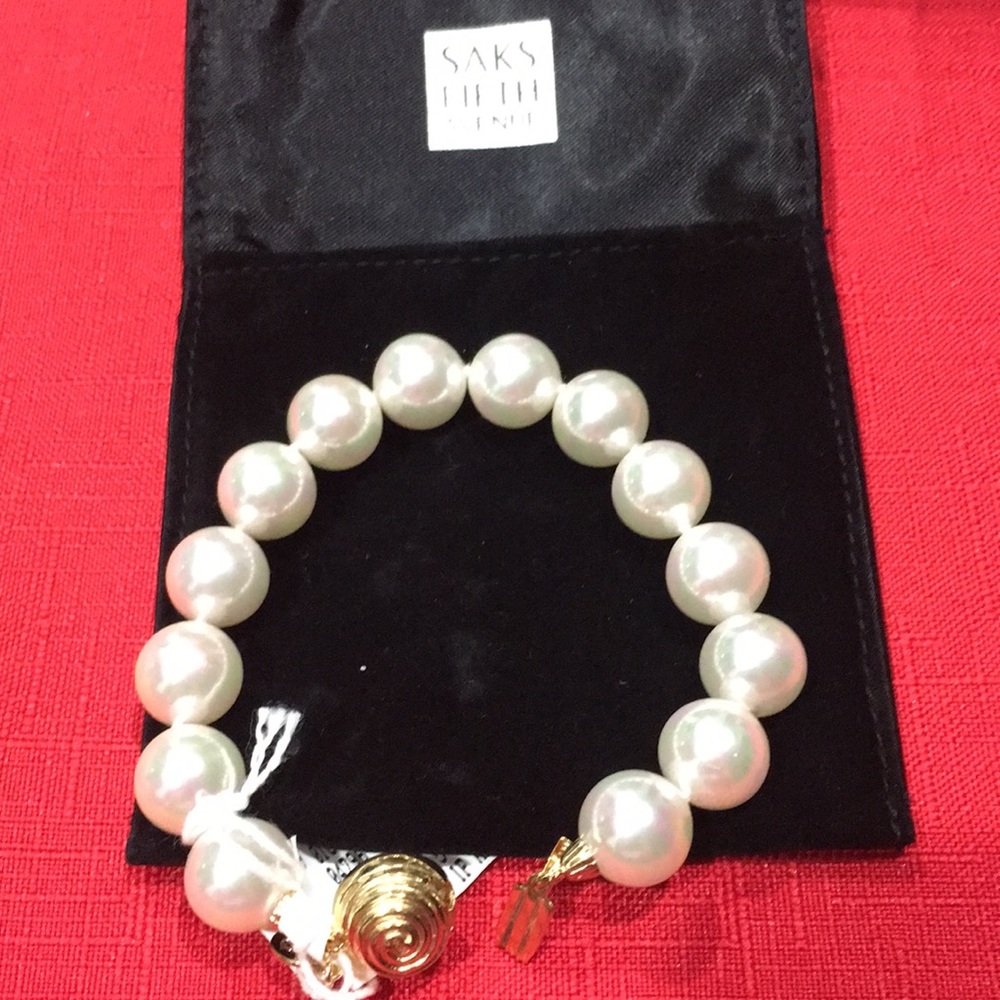 Bracelet